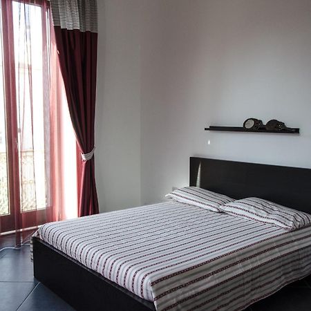 Maria Vittoria Charming Rooms And Apartments Brindisi Zimmer foto