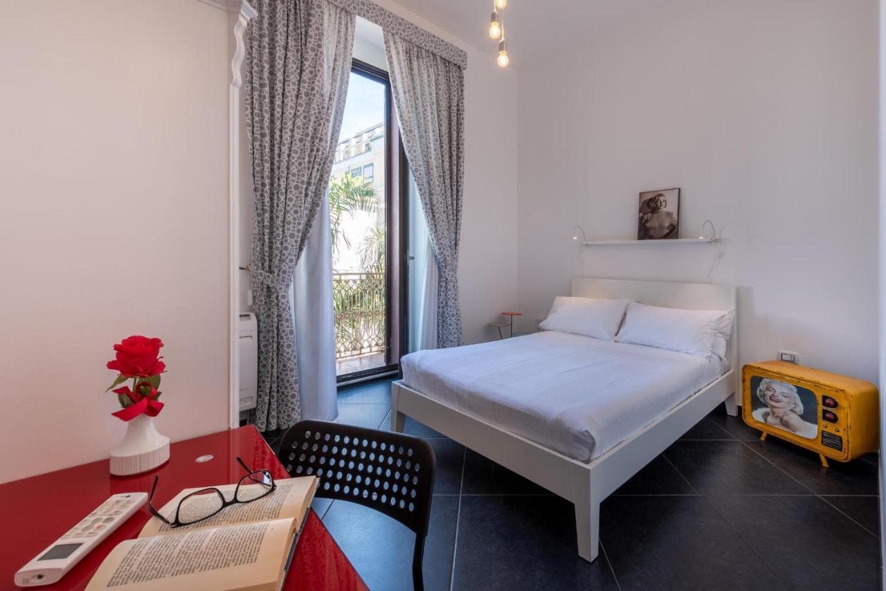 Maria Vittoria Charming Rooms And Apartments Brindisi Exterior foto